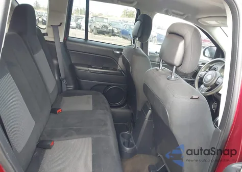 2016 Jeep Compass Sport z USA, uszkodzony, nr VIN 1C4NJCBA5GD705292